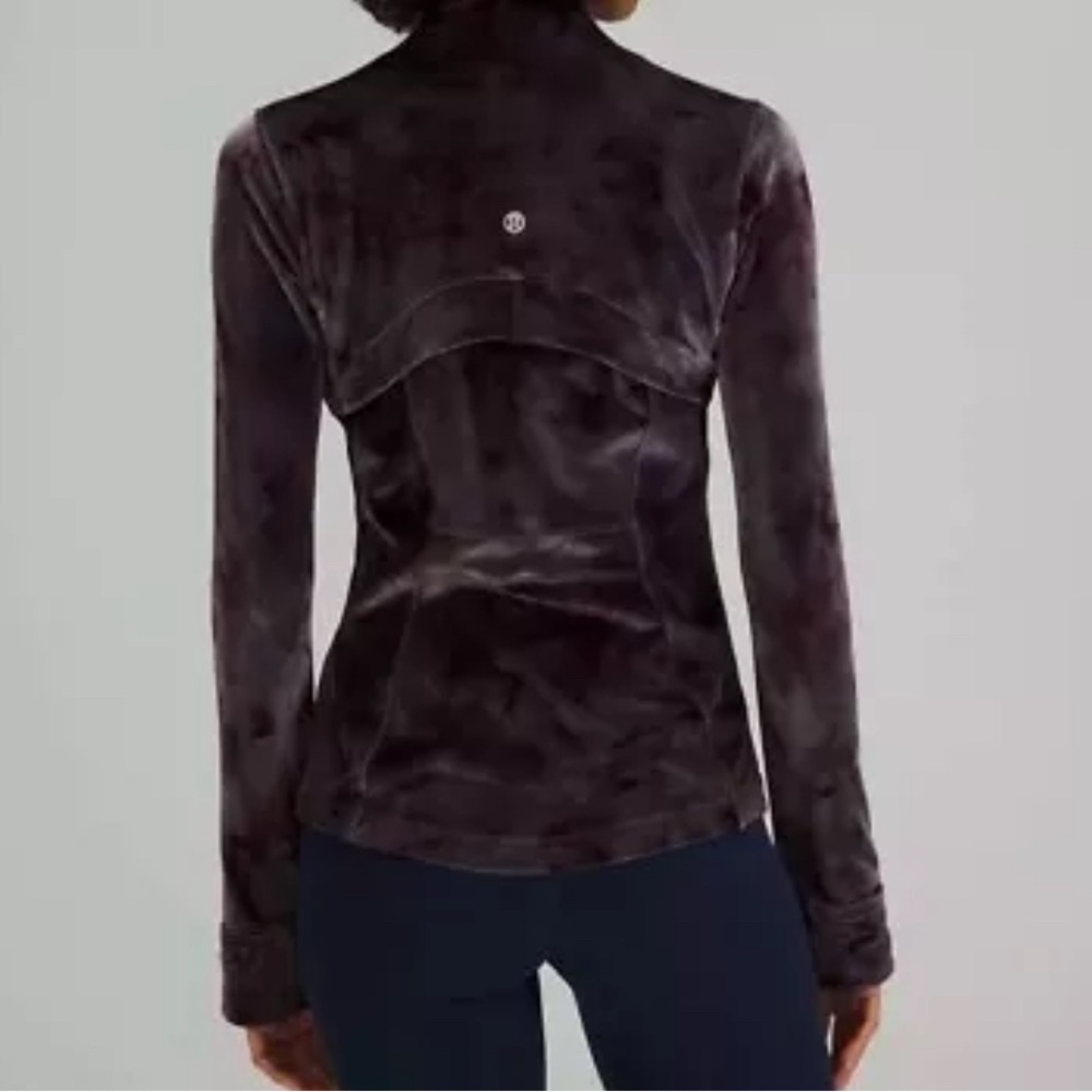 SOLD OUT, Worn once, Lululemon Define Jacket Velour Interstellar Size 4